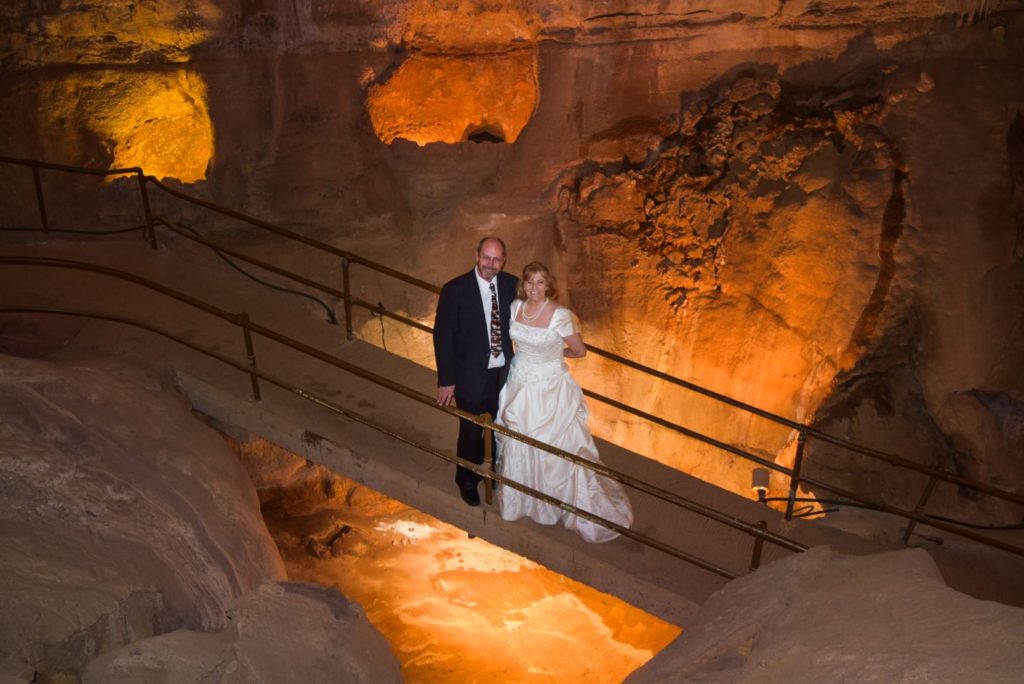 Unique Wedding Venues Around Colorado Springs Visit Pikes Peak Cave Of The Winds Wedding