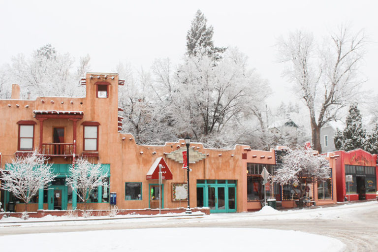 Loop in Manitou Springs Winter